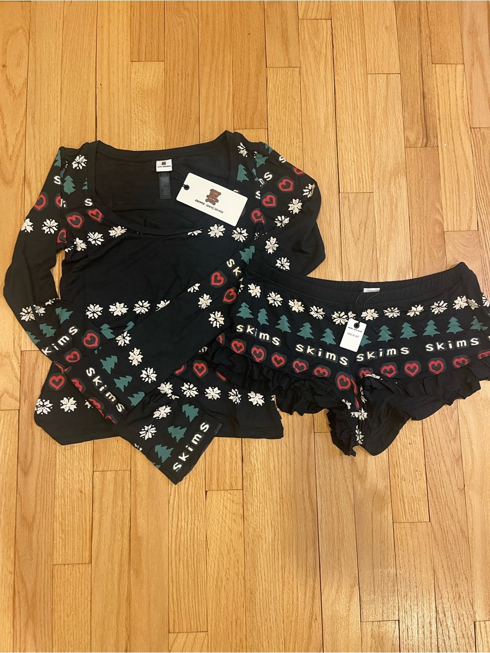 SKIMS Black Holiday Tree & Heart Long-Sleeve Top with Ruffle Shorts